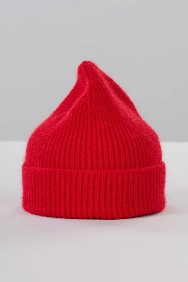 Beanie in Crimson