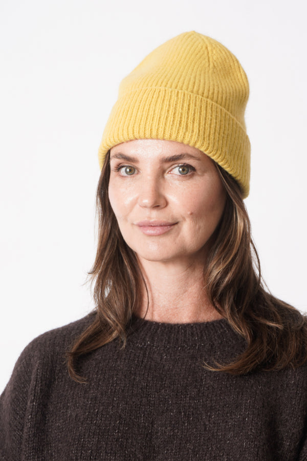 Beanie in Mustard