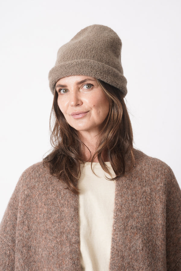 Crown Beanie Tobacco