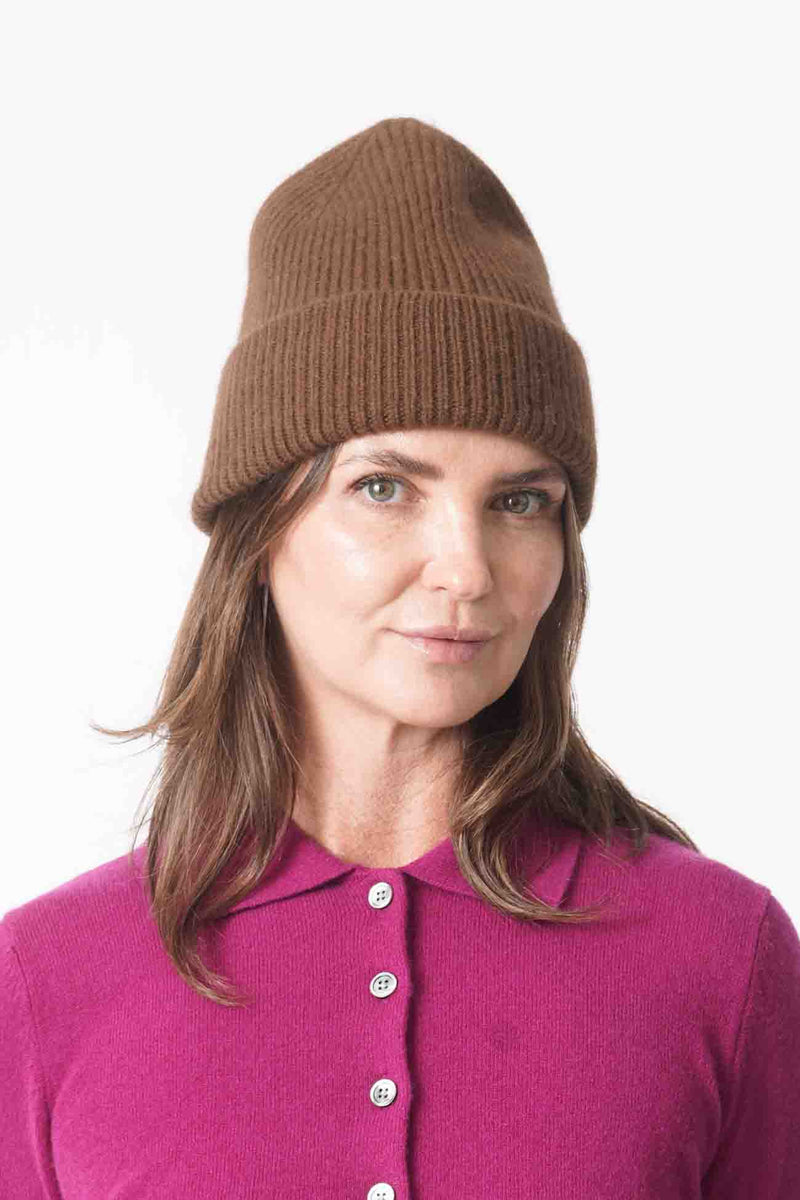 Beanie in Walnut