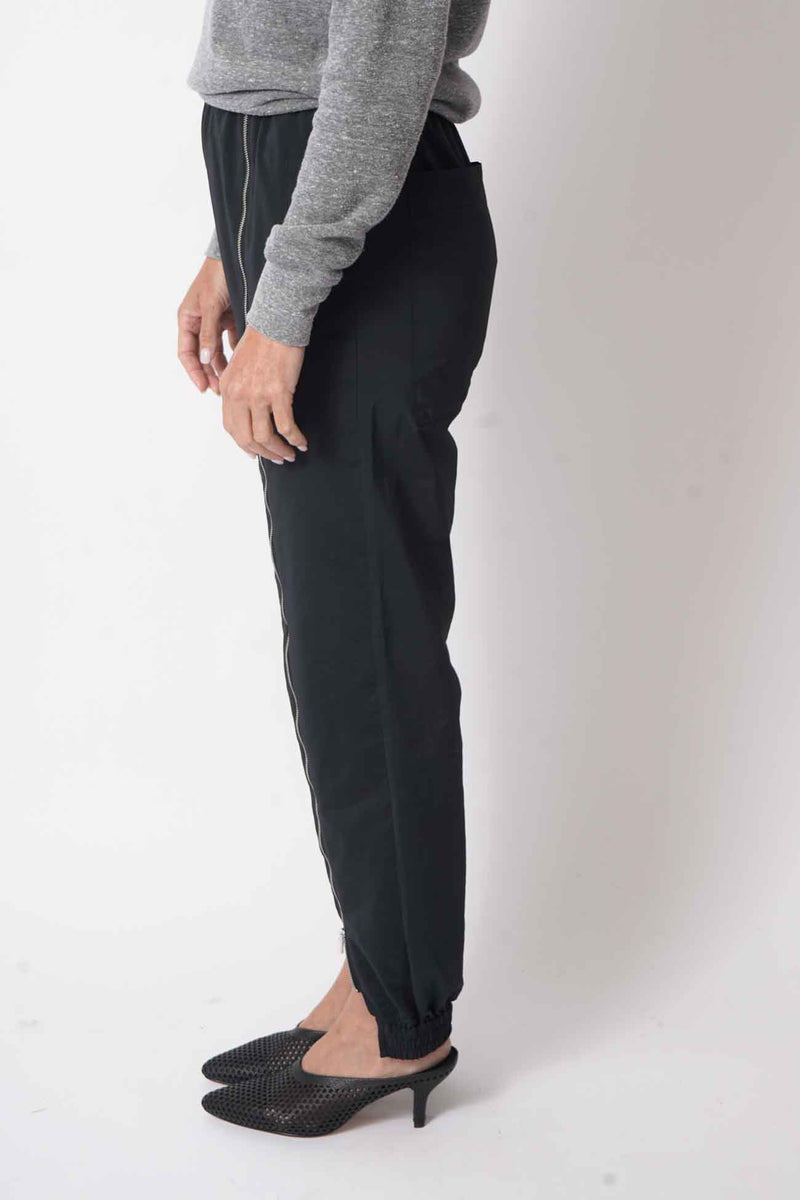 Nylon Zipper Jogger