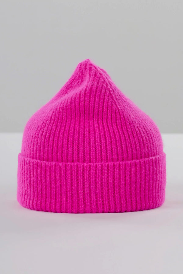 Beanie in Poppy Pink