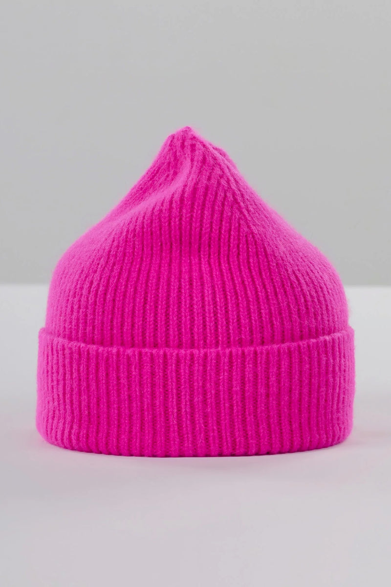 Beanie in Poppy Pink