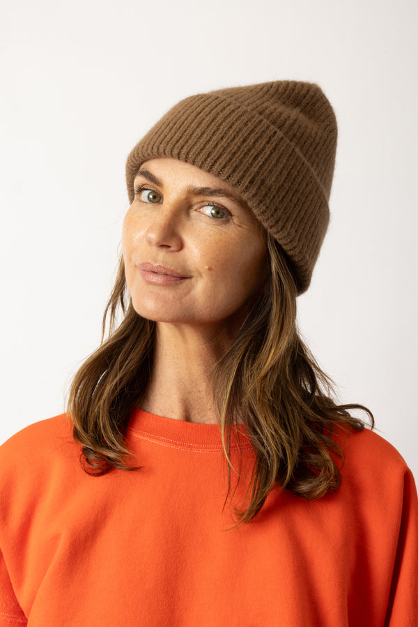 Beanie Walnut