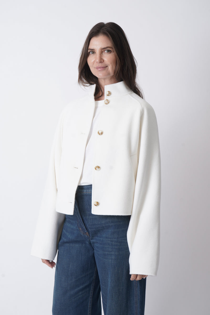 Nyma in Ivory