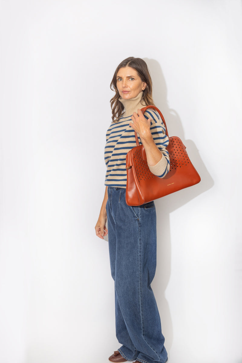 Anton tote discount