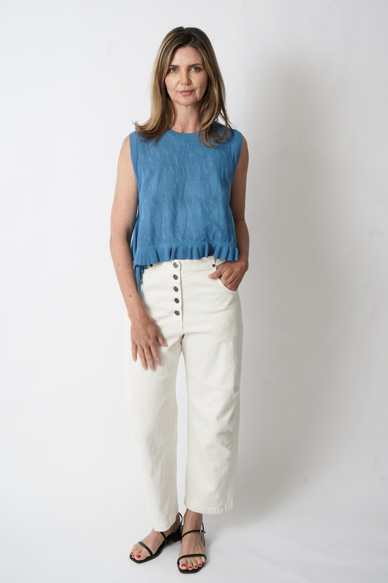 Elkin in Dirty White