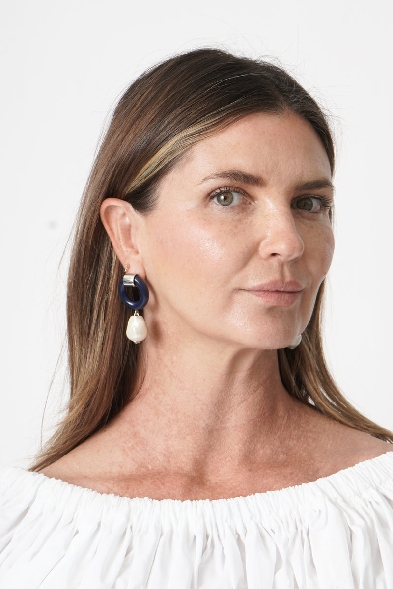 Oli Earring Navy
