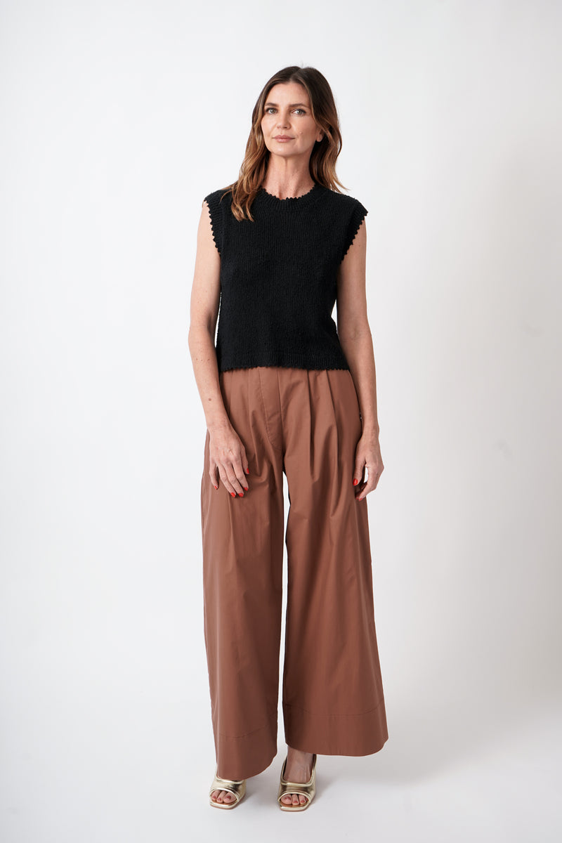 Relent Top Black